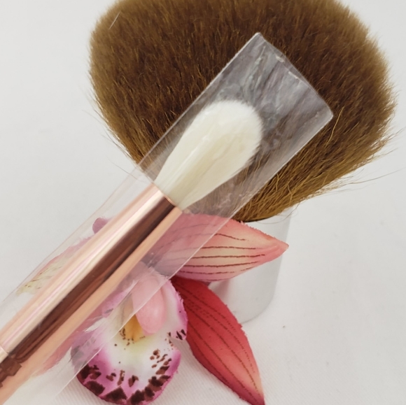 Morphe PK36 Tapered Blending Brush Eyeshadow - Picture 4 of 7